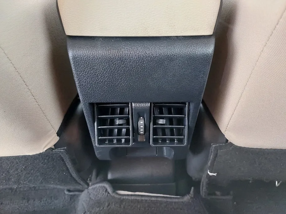 تويوتا يارس Y 2024 