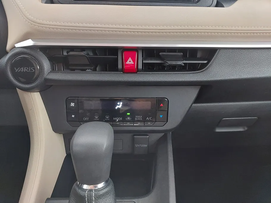 تويوتا يارس Y 2024 