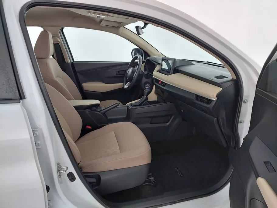 تويوتا يارس Y 2024 