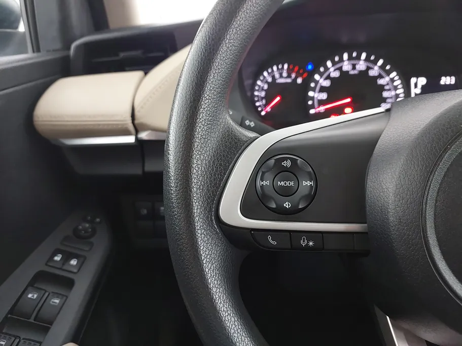 تويوتا يارس Y 2024 