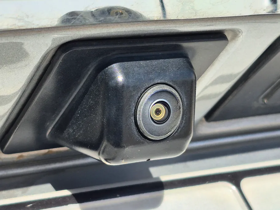 ام جي 5 LUX 2023 