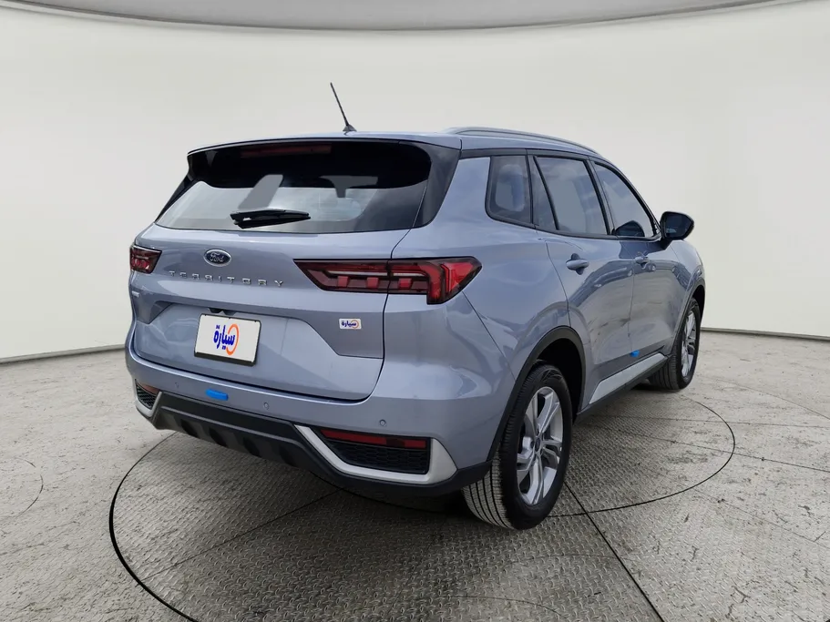 فورد تريتوري امبيانتي 2025 