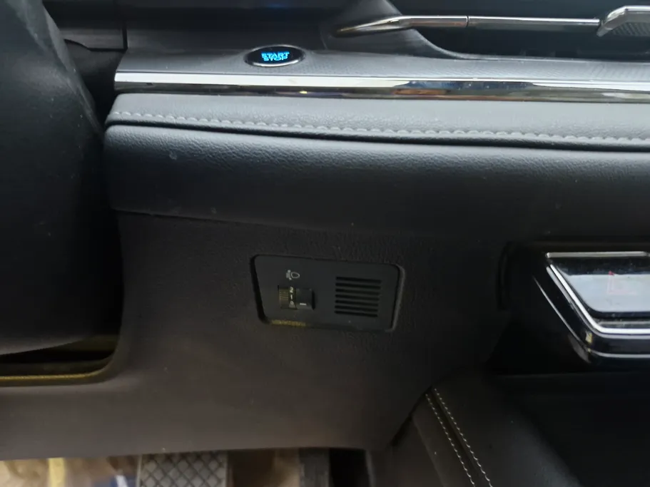 فورد تريتوري امبيانتي 2025 