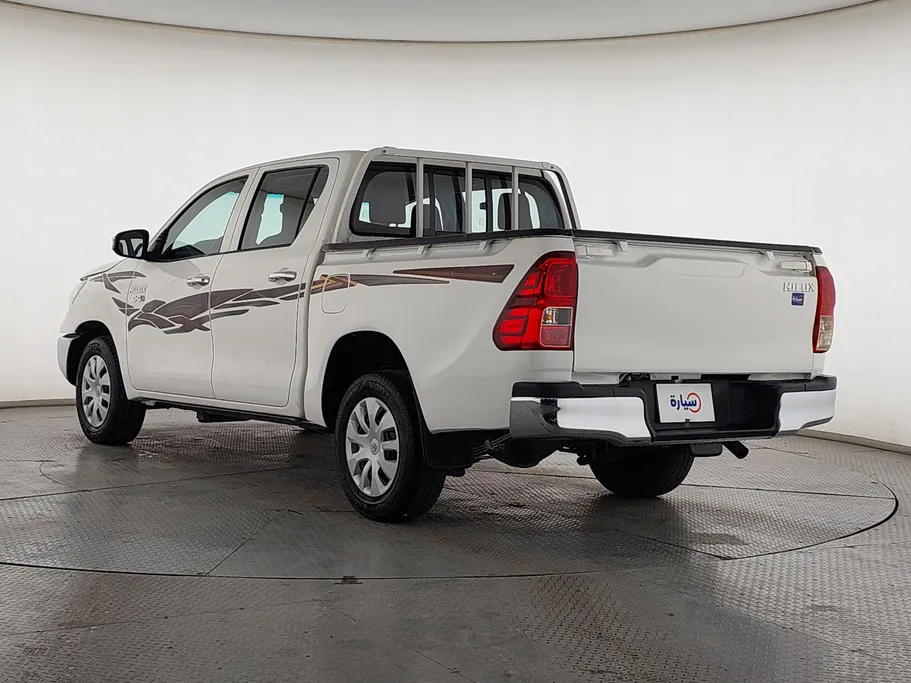 2022 Toyota Hilux DC 4x2 Diesel 
