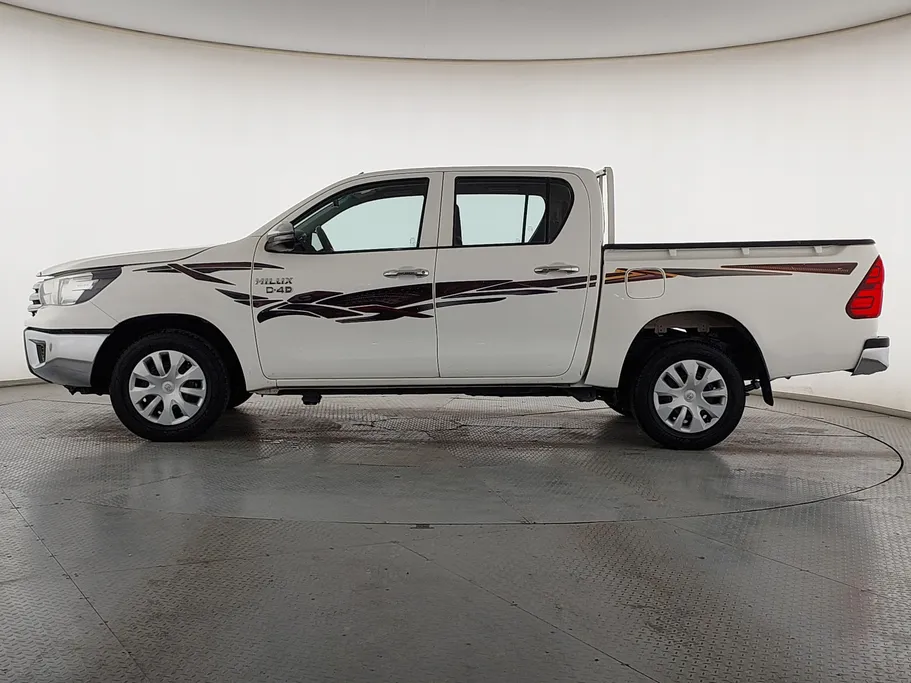 2022 Toyota Hilux DC 4x2 Diesel 