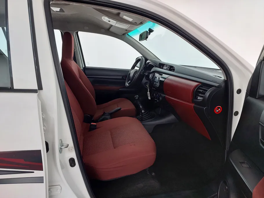 2022 Toyota Hilux DC 4x2 Diesel 