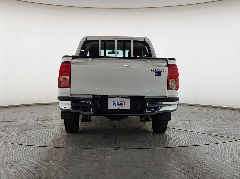 2022 Toyota Hilux DC 4x2 Diesel 