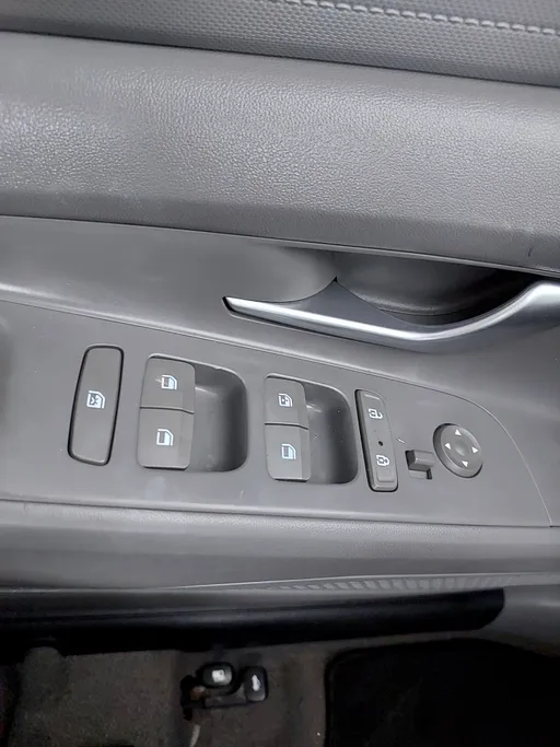 2023 Hyundai Elantra Smart 