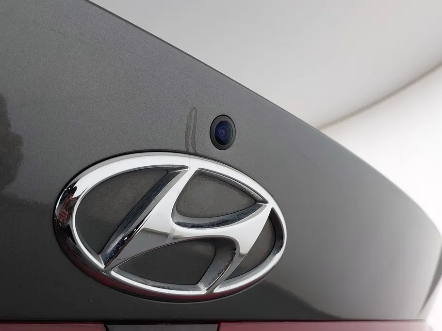 2023 Hyundai Elantra Smart 