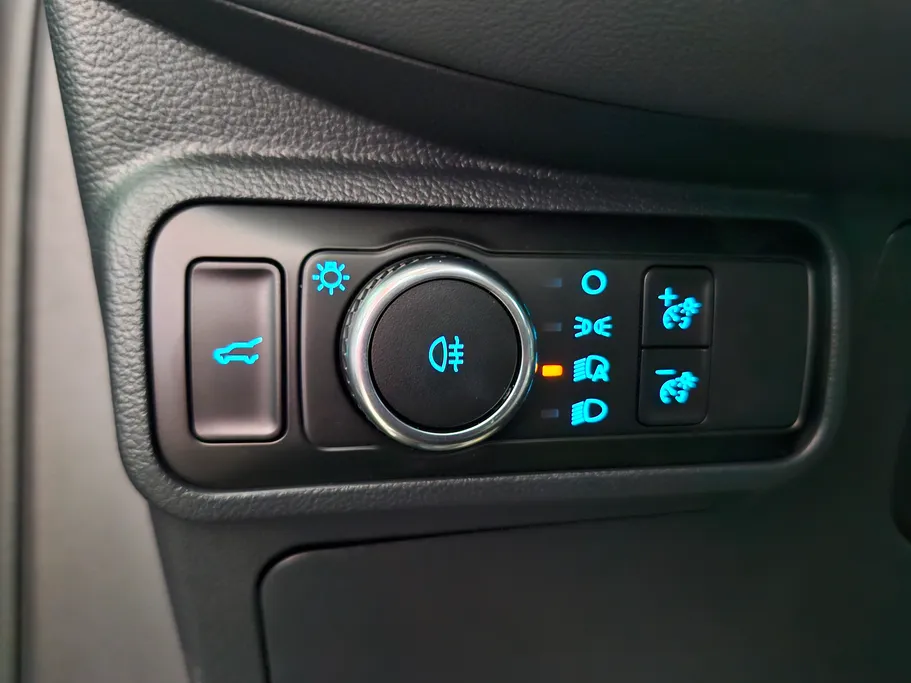 2025 Ford Explorer Active 200A 