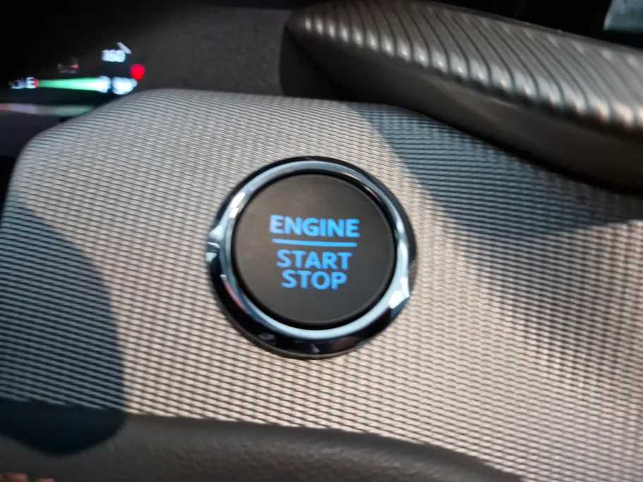 2025 Ford Explorer Active 200A 