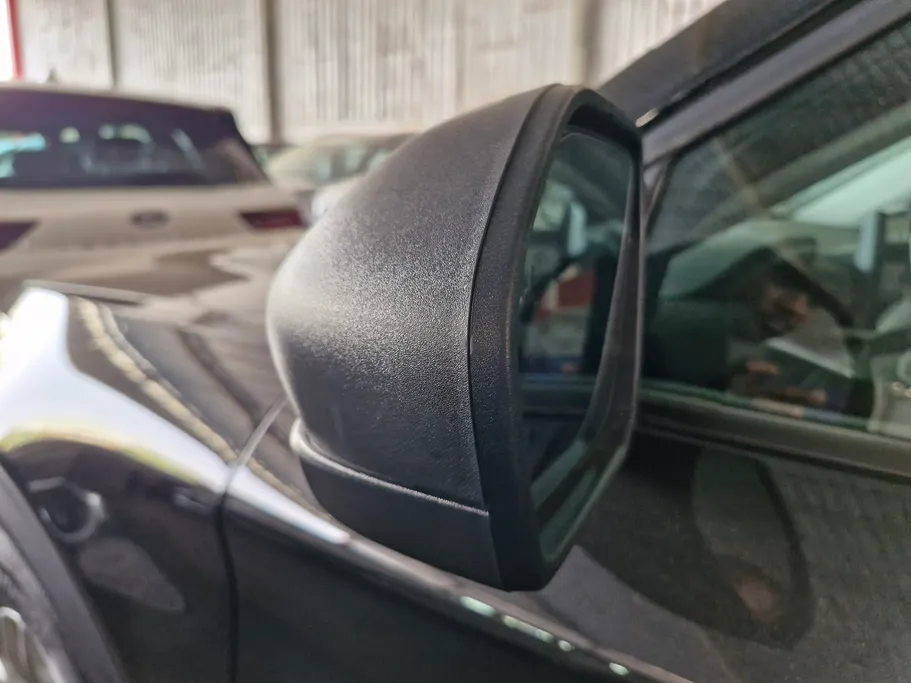 2025 Ford Explorer Active 200A 