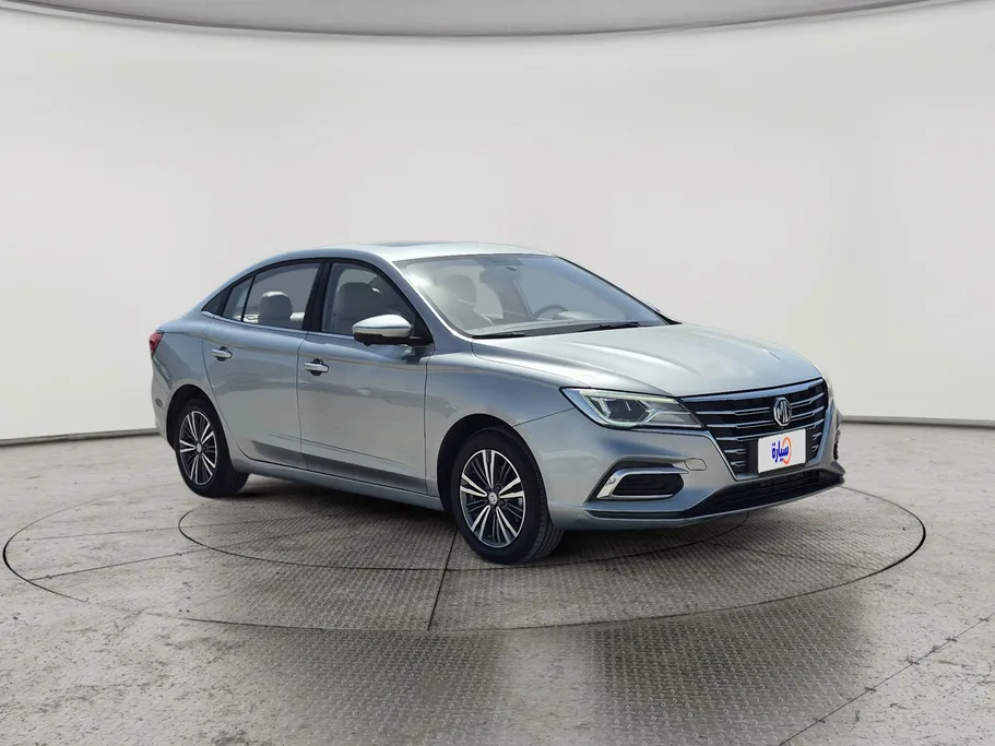 ام جي 5 LUX 2023 