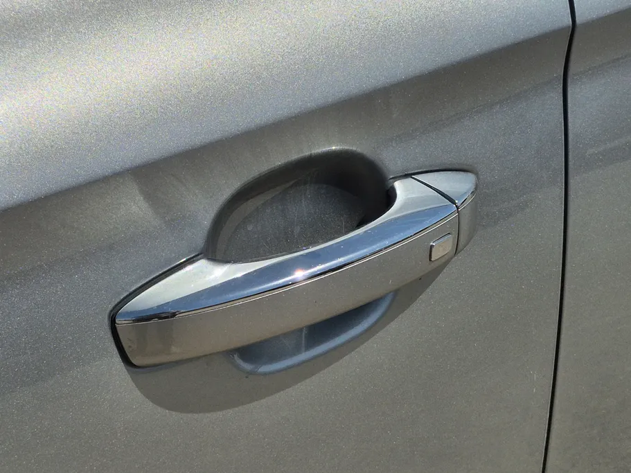 ام جي 5 LUX 2023 