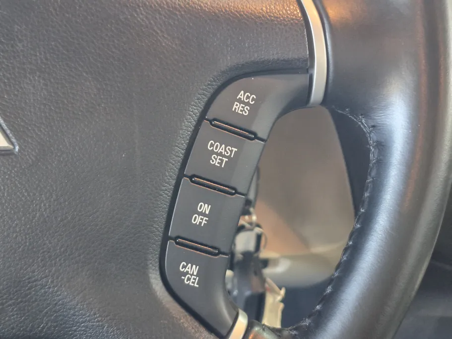 2022 Mitsubishi Pajero GLS 5Doors 