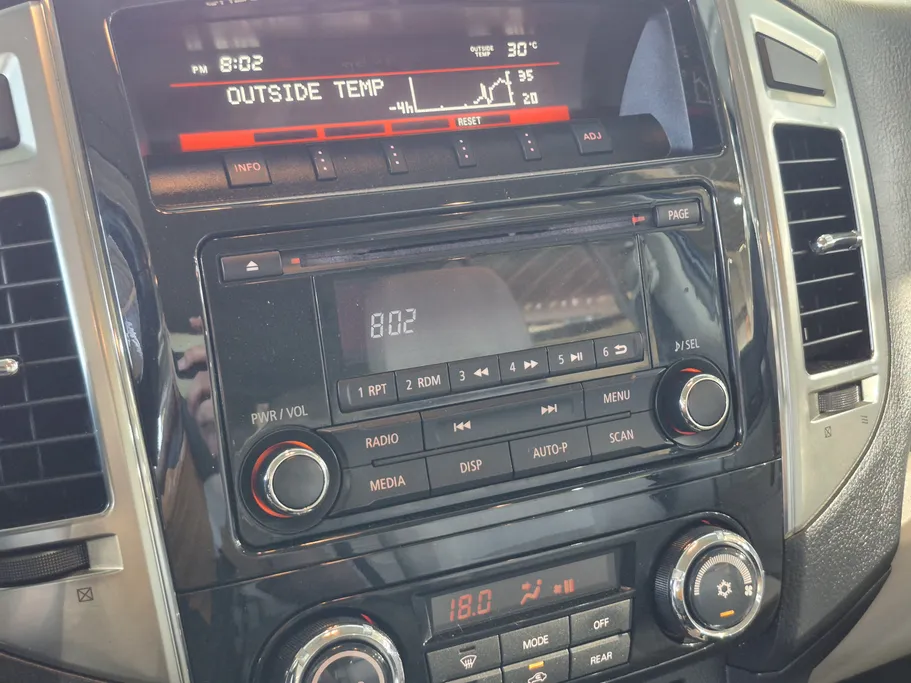 2022 Mitsubishi Pajero GLS 5Doors 