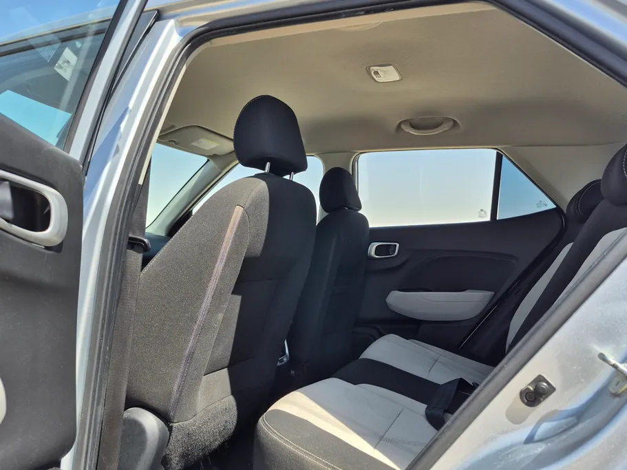 2024 Hyundai Venue Smart 