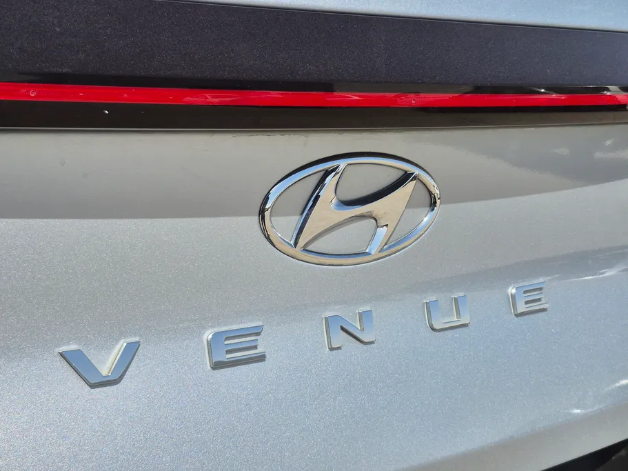 2024 Hyundai Venue Smart 
