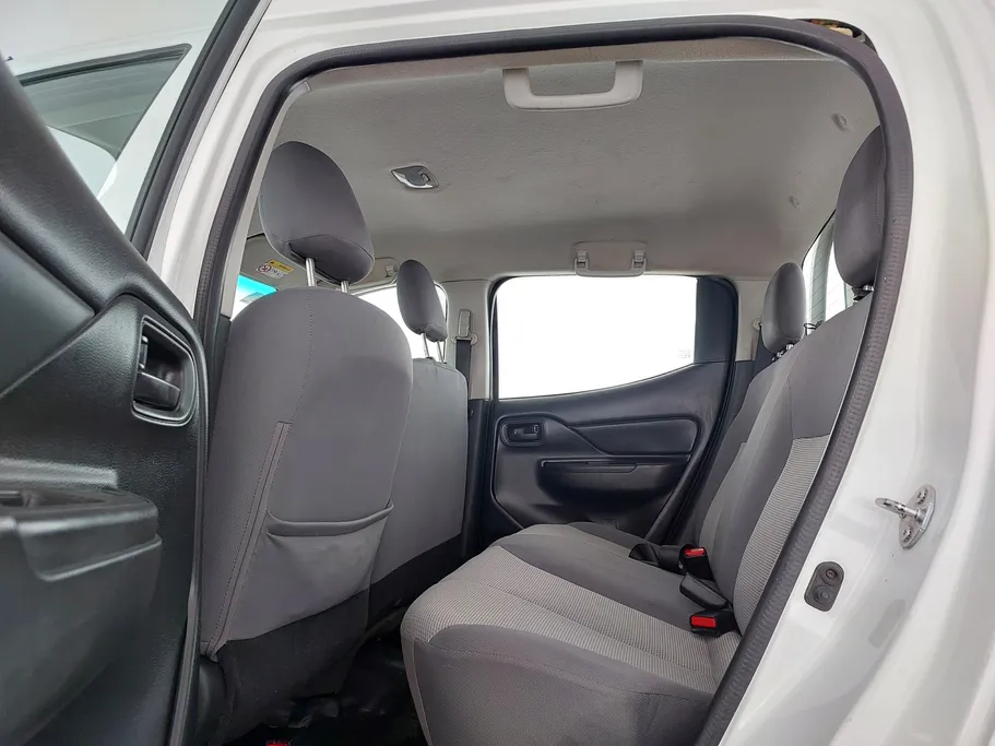 ميتسوبيشي L200 DC 4x2 Diesel 2021 