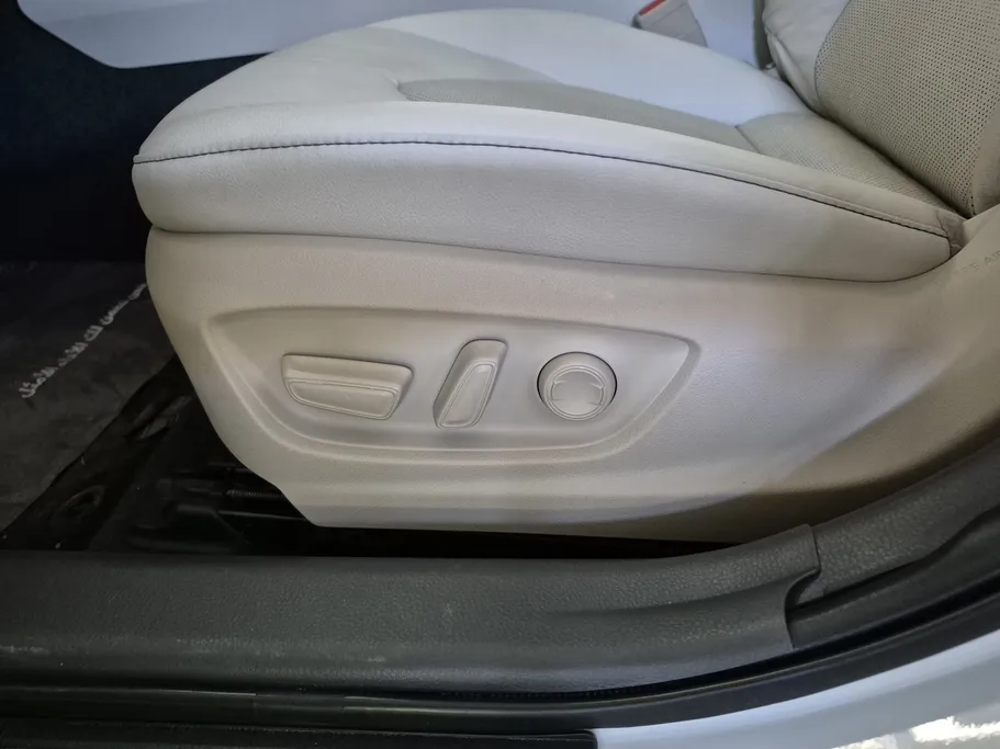 تويوتا كامري Limited 2022 