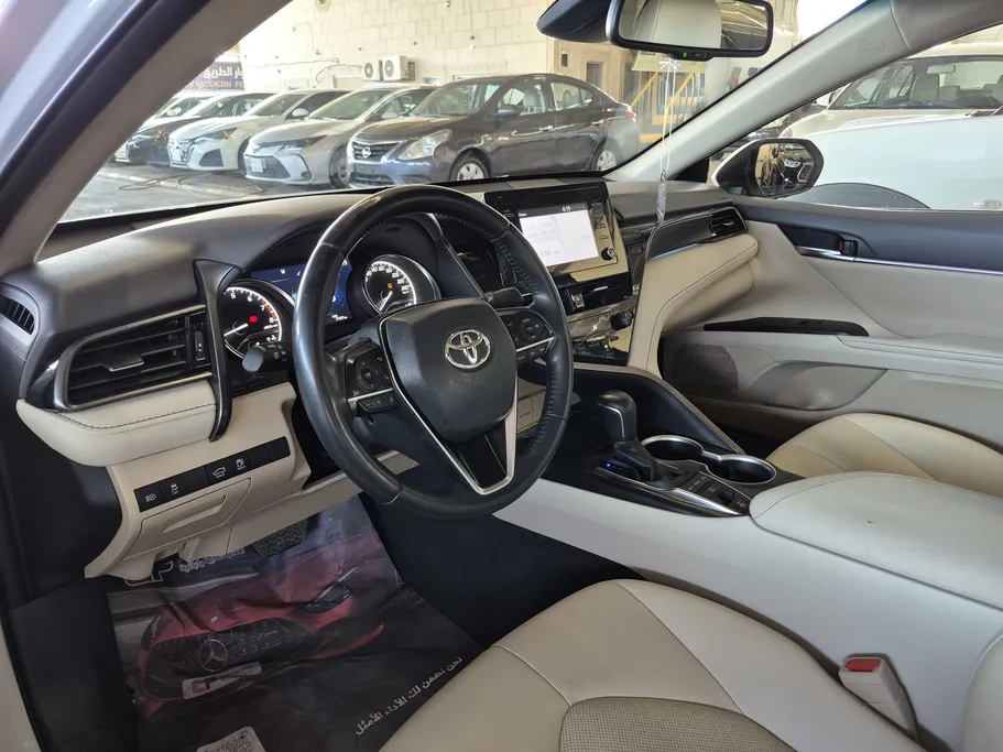 تويوتا كامري Limited 2022 