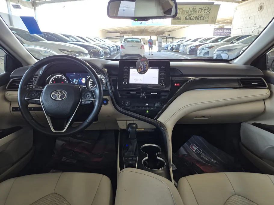 تويوتا كامري Limited 2022 