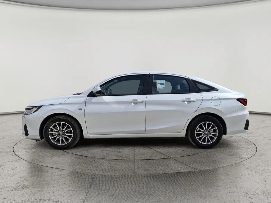 تويوتا يارس Y 2023 