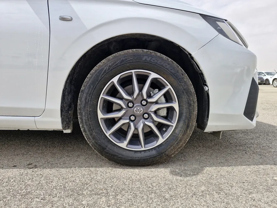 تويوتا يارس Y 2023 