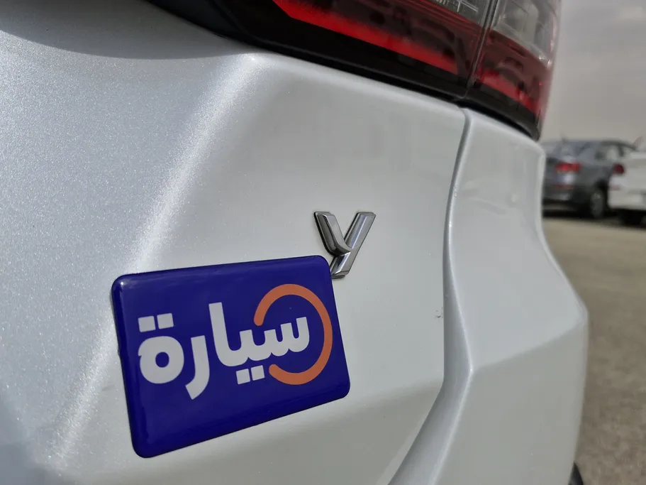 تويوتا يارس Y 2023 