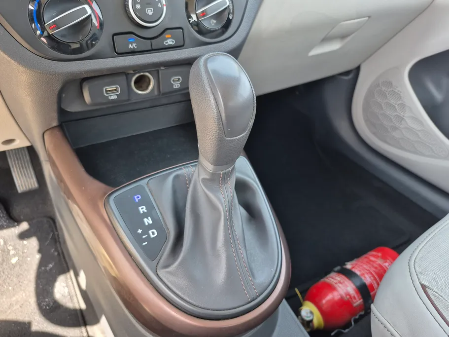 هيونداي Grand i10 فلييت 2024 