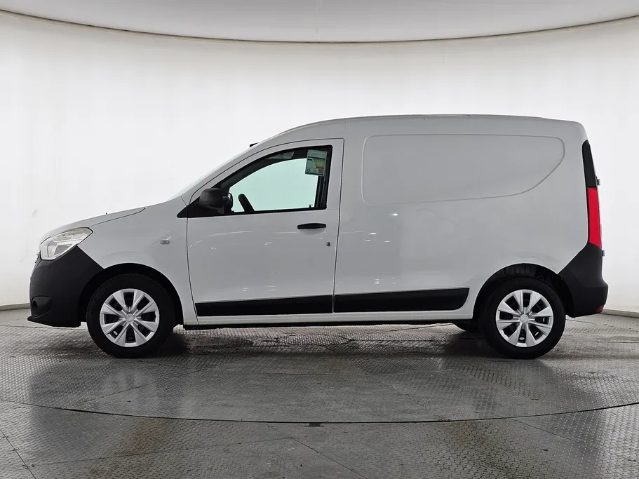 2021 Renault Docker Van بضاعة 