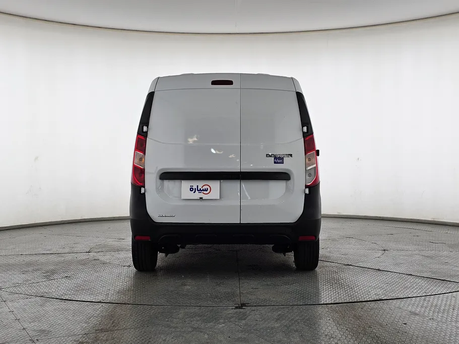 2021 Renault Docker Van بضاعة 