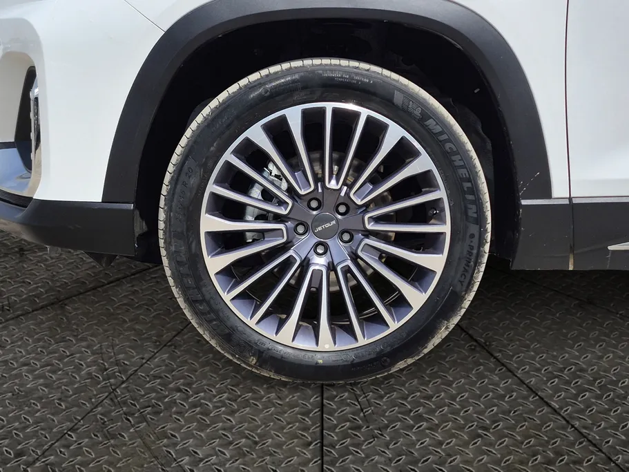 2024 جيتور X90 Plus لاكجري 