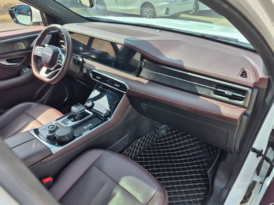 2024 جيتور X90 Plus لاكجري 