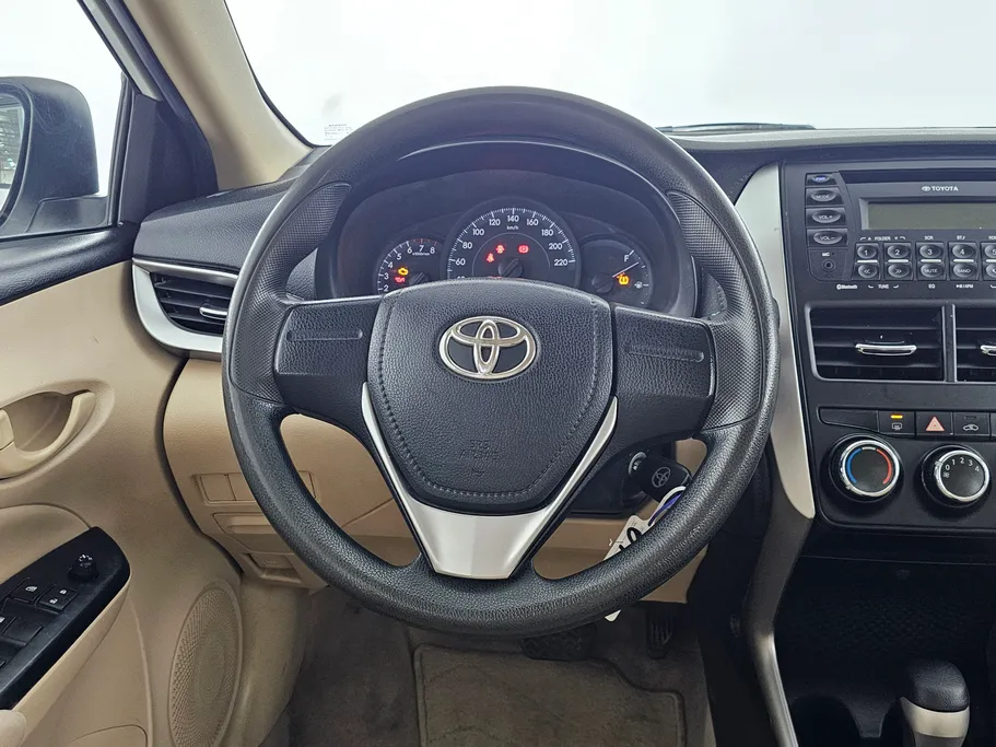 2019 Toyota Yaris  Y 