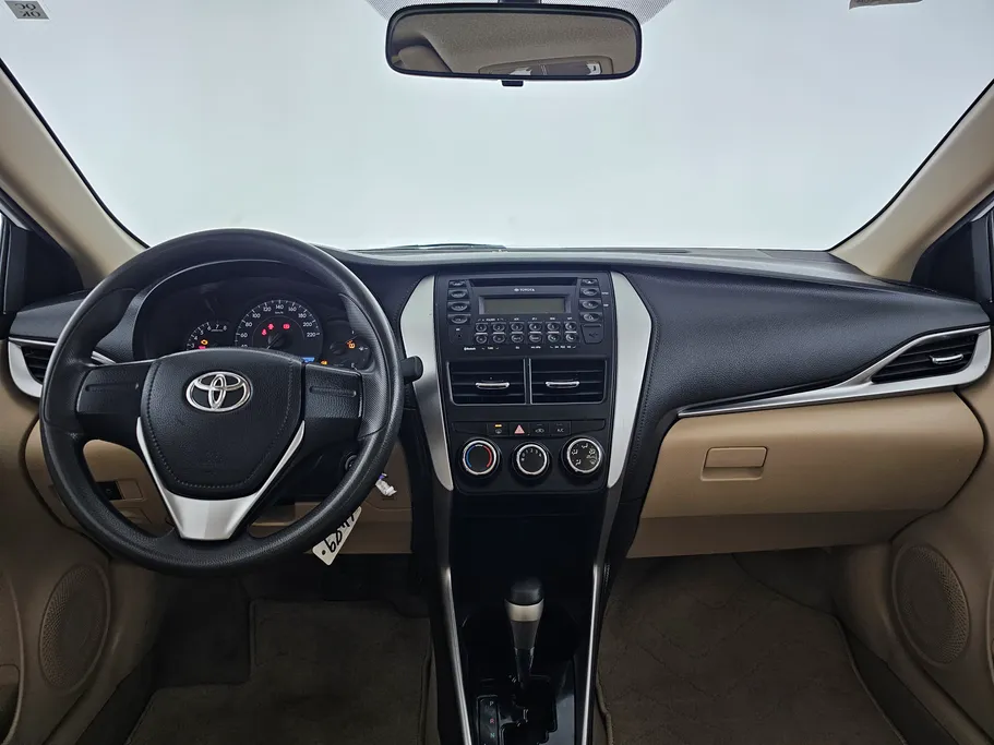 2019 Toyota Yaris  Y 