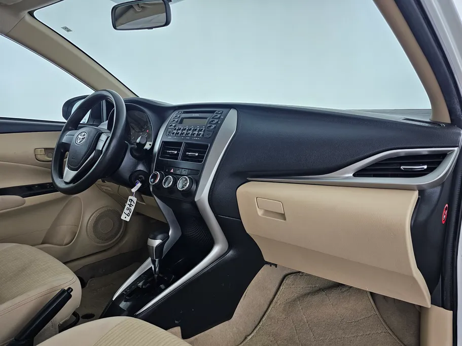 2019 Toyota Yaris  Y 