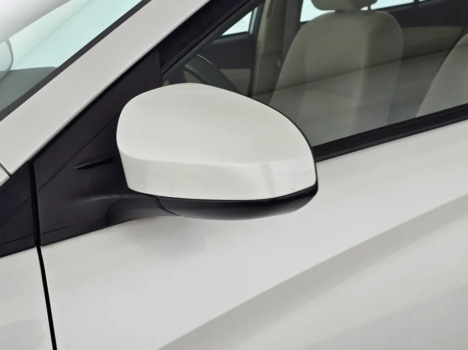 2019 Toyota Yaris  Y 