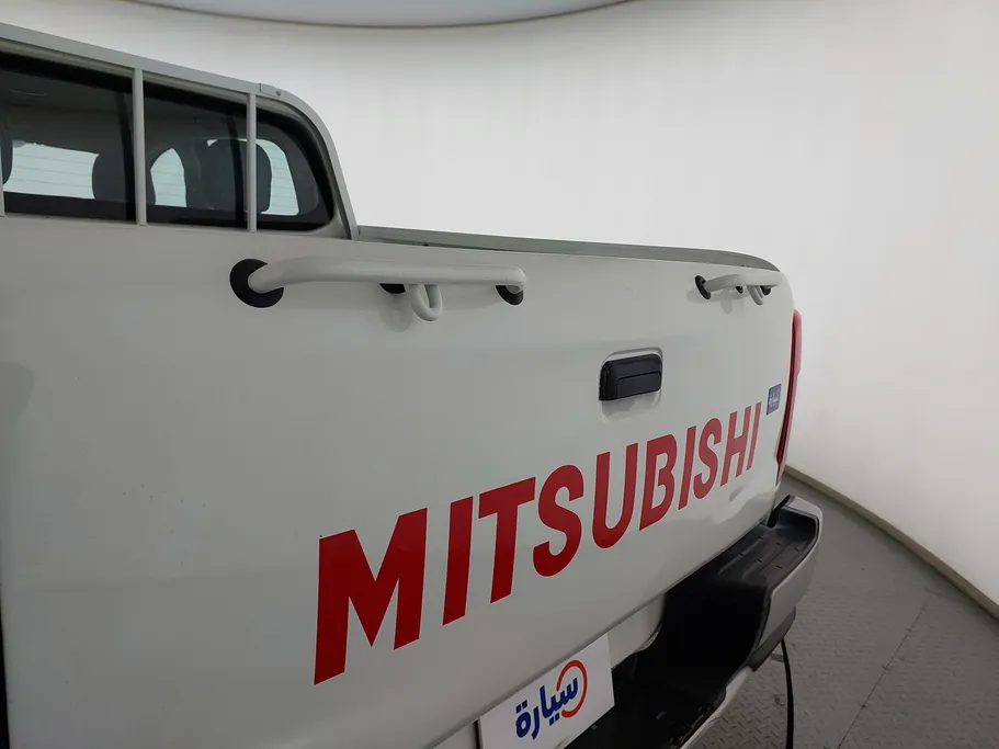 ميتسوبيشي L200 DC 4x2 Diesel 2023 