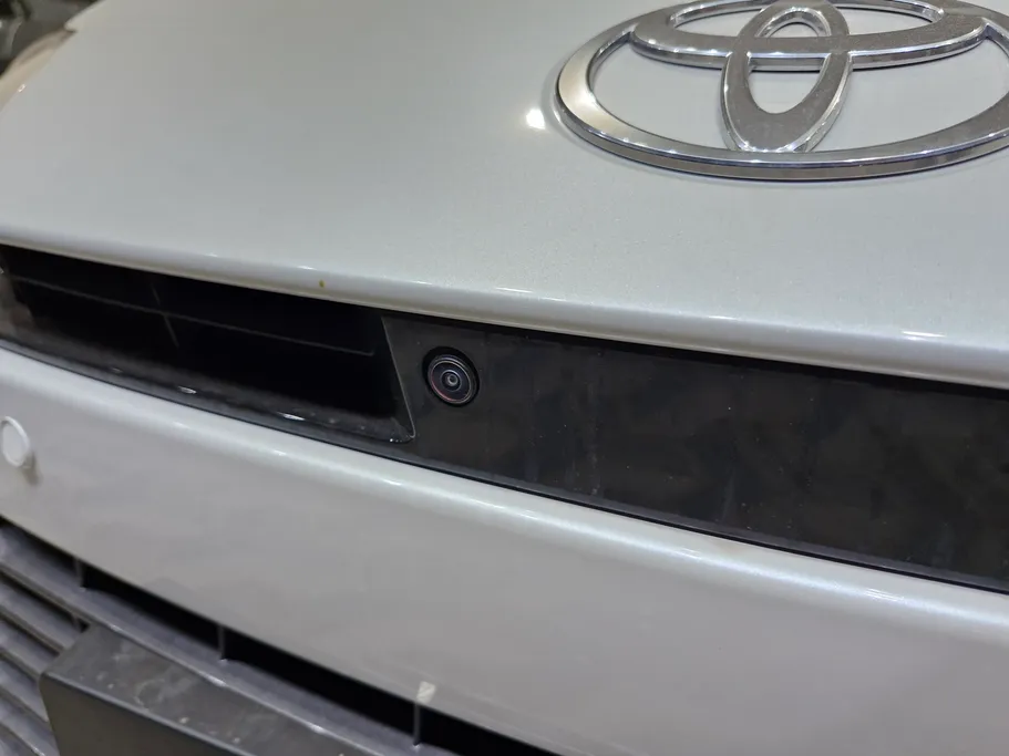 2026 Toyota Camry  LUMIERE HEV 