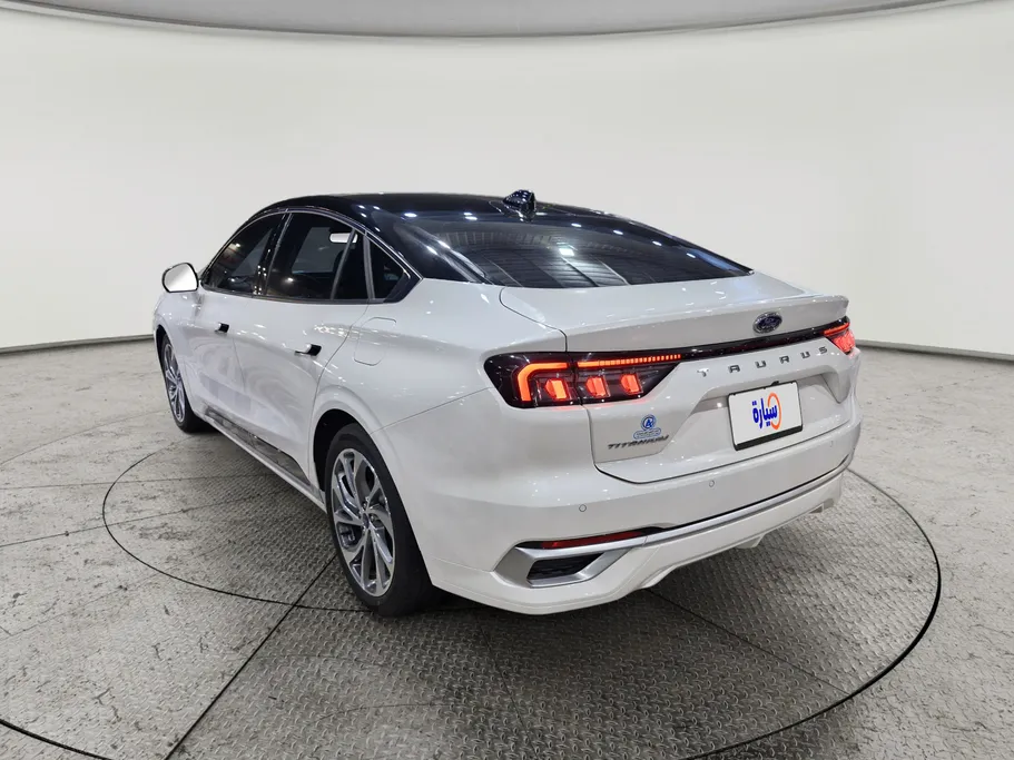 2025 Ford Taurus Titanium 