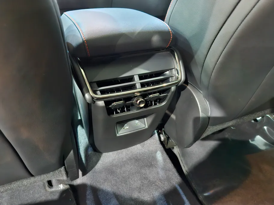 2025 Ford Taurus Titanium 