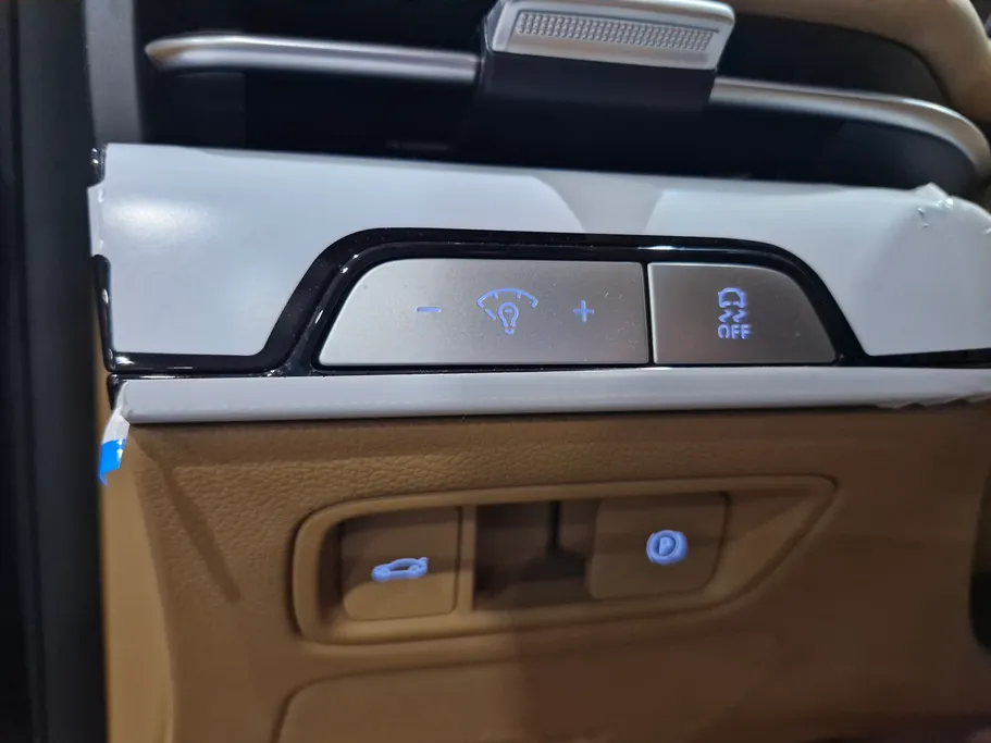 2025 Genesis G80 PRESTIGE 