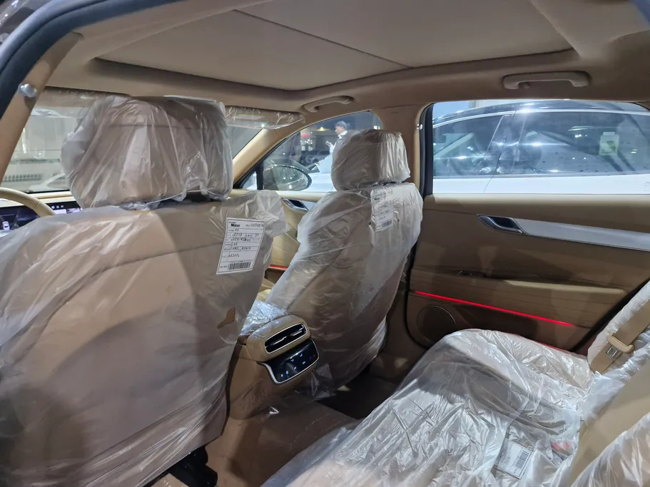 2025 Genesis G80 PRESTIGE 