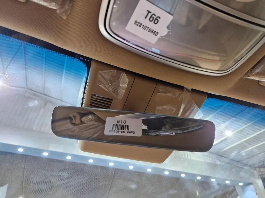 2025 Genesis G80 PRESTIGE 