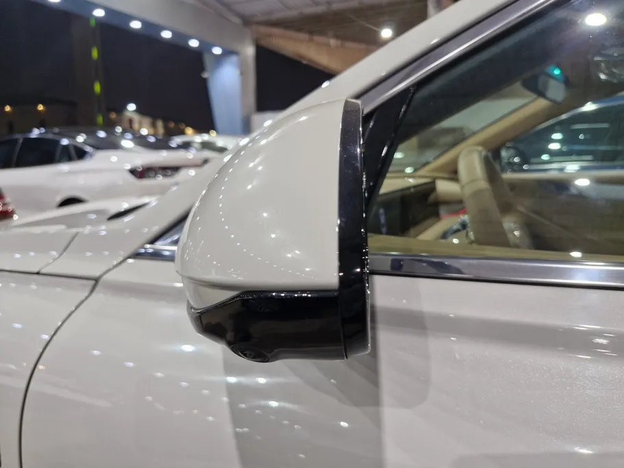 2025 Genesis G80 PRESTIGE 