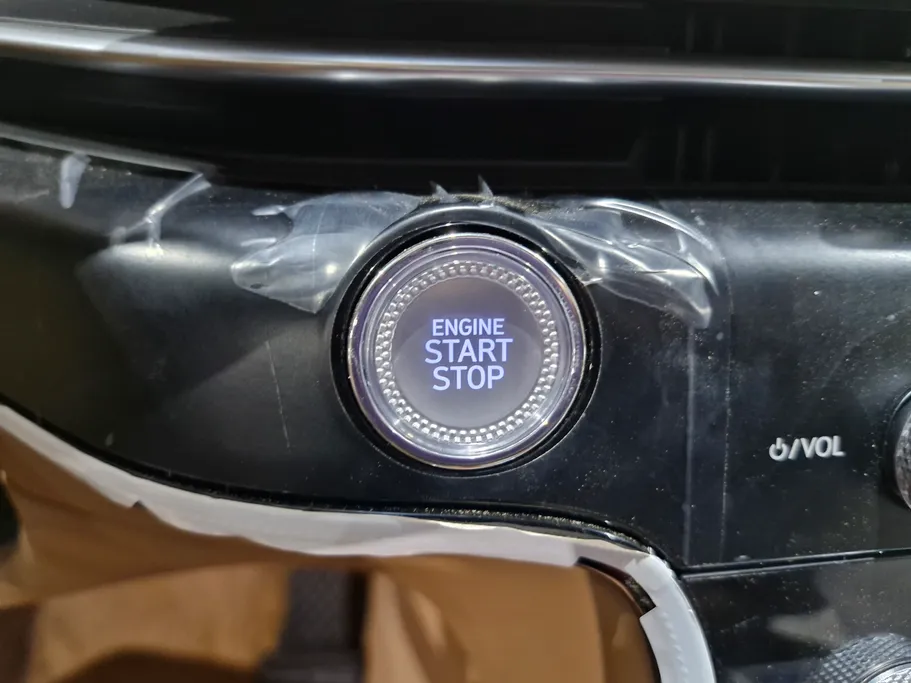 2025 Genesis G80 PRESTIGE 