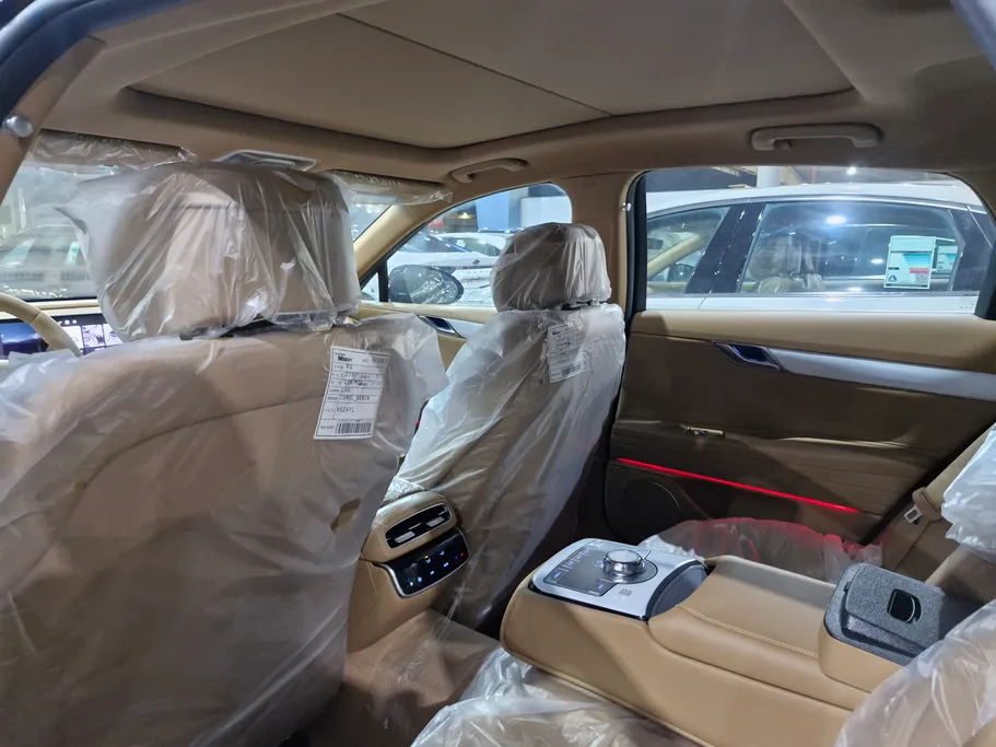 2025 Genesis G80 PRESTIGE 