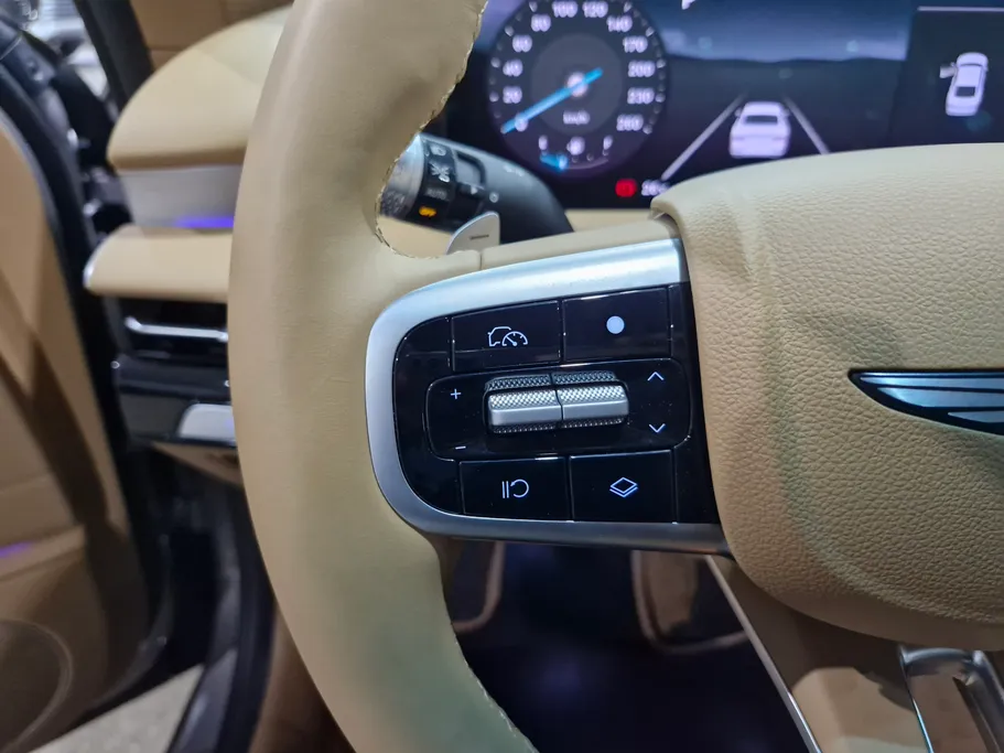 2025 Genesis G80 PRESTIGE 