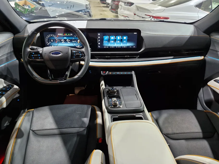 فورد تريتوري بلاك اديشن  2025 